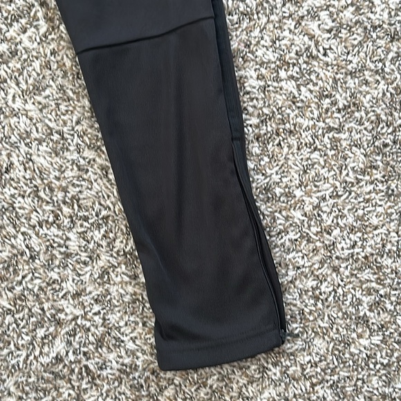 Adidas Joggers for boys - Picture 5 of 6